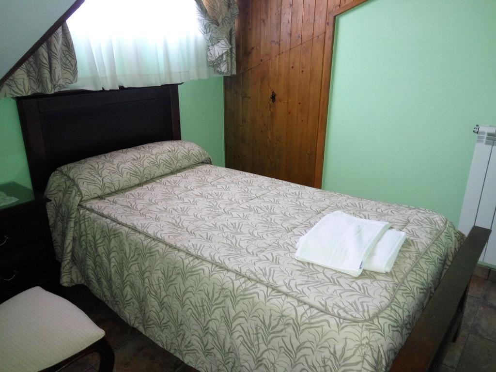 Hotel Rural La Piedra Arija Buitenkant foto