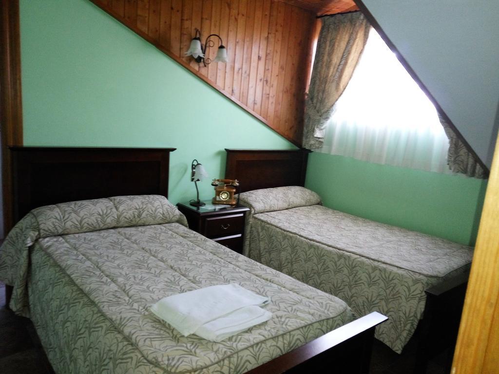 Hotel Rural La Piedra Arija Buitenkant foto
