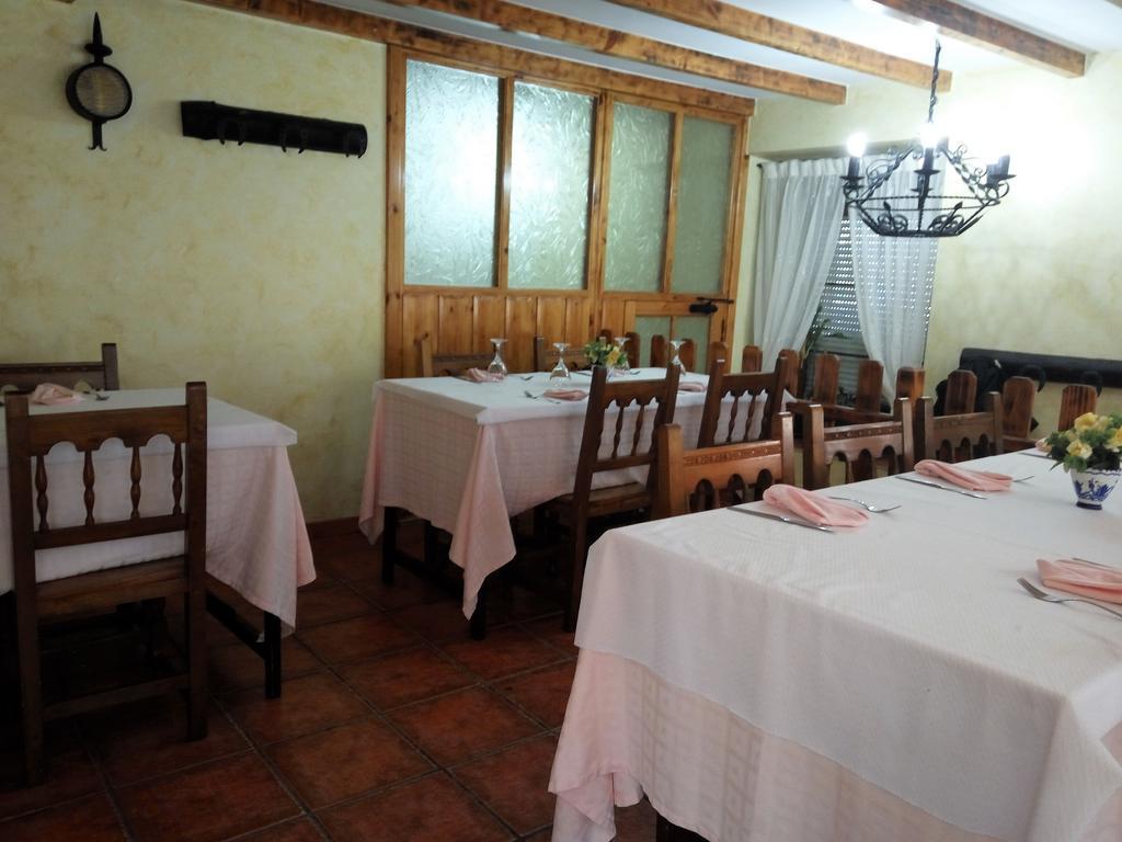 Hotel Rural La Piedra Arija Buitenkant foto